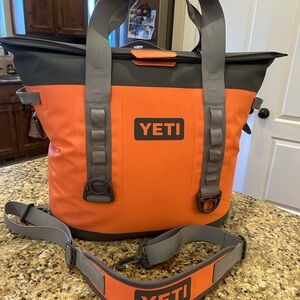 YETI Limited Edition Coral M30 Hopper